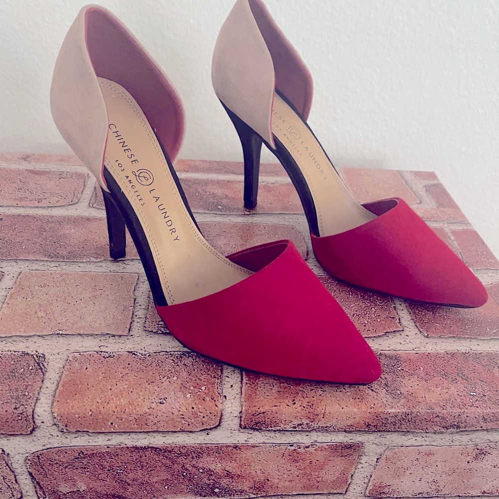Color block heels never worn. Tan red black (multi color) suede material.